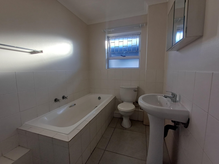 To Let 1 Bedroom Property for Rent in Sanlamhof Western Cape